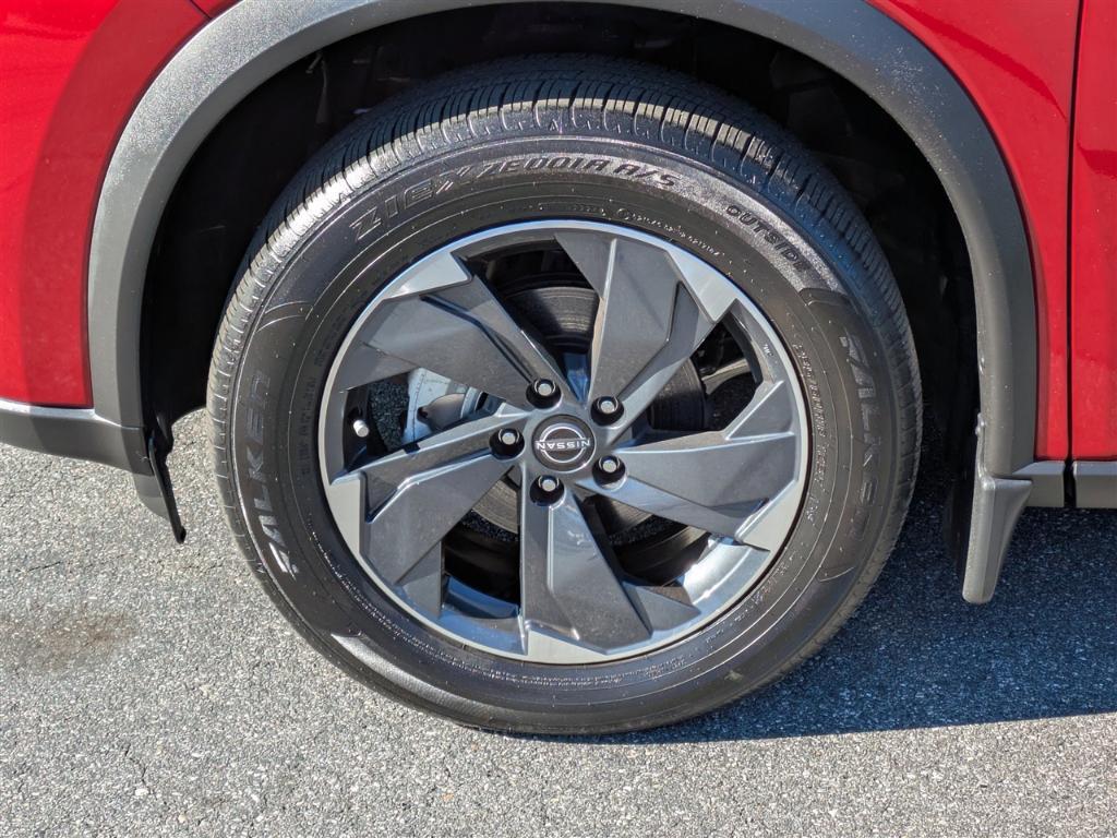 used 2025 Nissan Rogue car, priced at $26,995