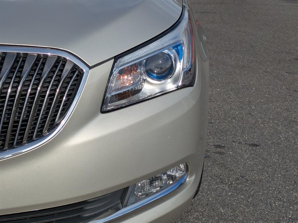 used 2016 Buick LaCrosse car