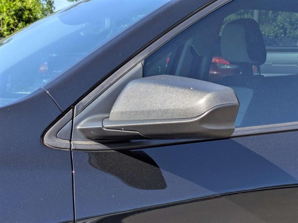 used 2021 Chevrolet Equinox car, priced at $17,995