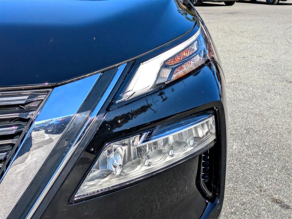 used 2022 Nissan Rogue car, priced at $22,995
