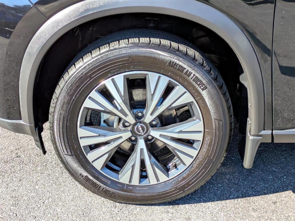 used 2022 Nissan Rogue car, priced at $22,995