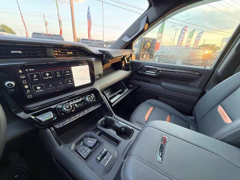 used 2026 GMC Sierra 2500 car, priced at $47,995