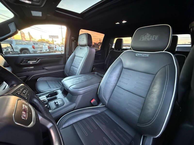 used 2023 GMC Sierra 1500 car, priced at $46,995