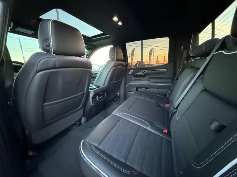 used 2023 GMC Sierra 1500 car, priced at $46,995