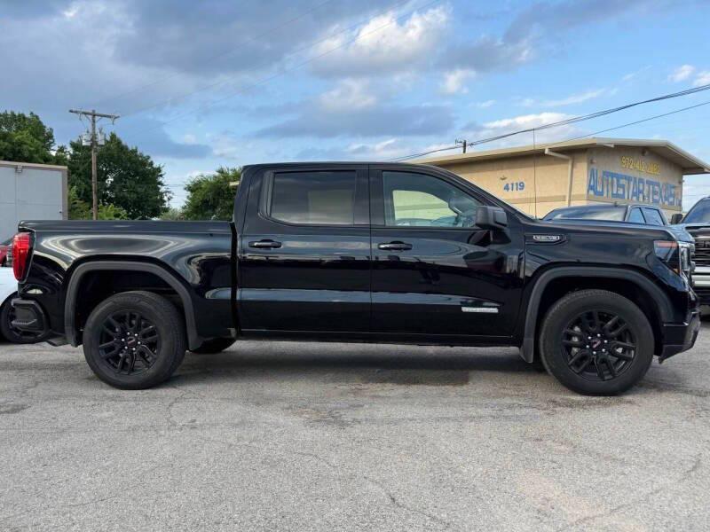 used 2025 GMC Sierra 1500 car, priced at $29,995