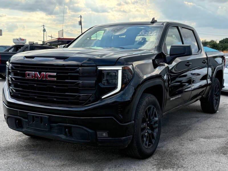 used 2025 GMC Sierra 1500 car, priced at $29,995