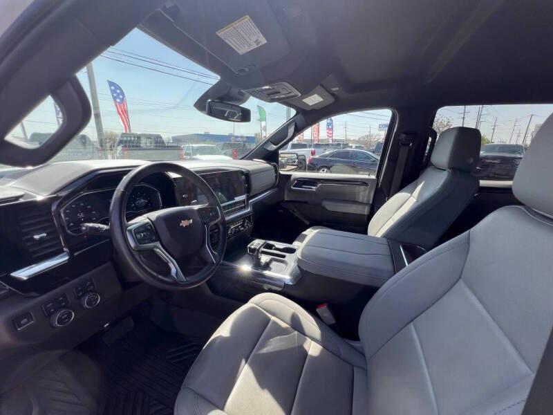 used 2023 Chevrolet Silverado 1500 car, priced at $29,995