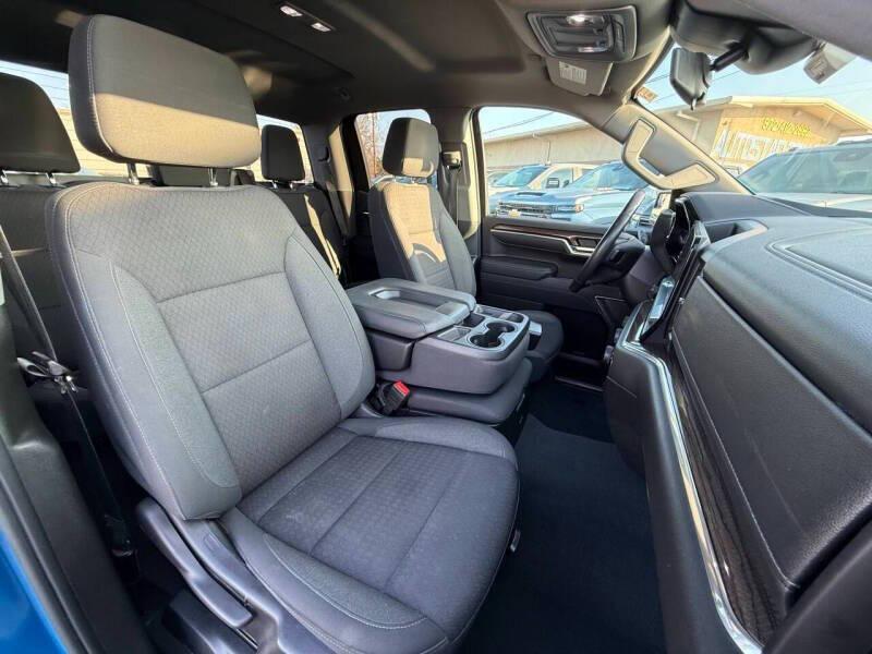 used 2022 Chevrolet Silverado 1500 car, priced at $25,995