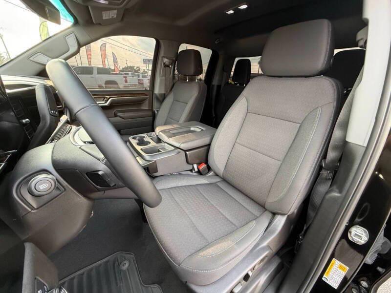 used 2023 GMC Sierra 1500 car, priced at $29,995