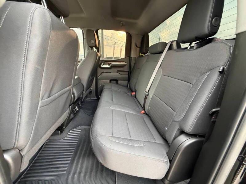 used 2023 GMC Sierra 1500 car, priced at $29,995