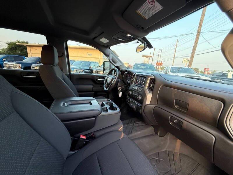 used 2022 Chevrolet Silverado 2500 car, priced at $29,995