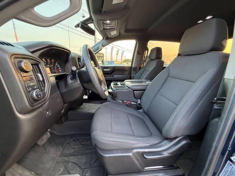used 2022 Chevrolet Silverado 2500 car, priced at $29,995