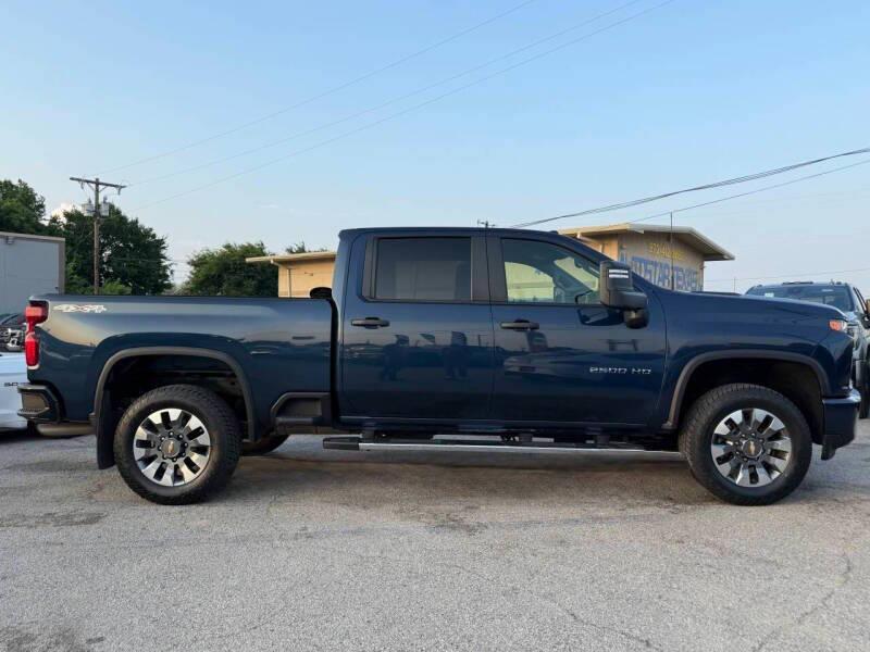 used 2022 Chevrolet Silverado 2500 car, priced at $29,995