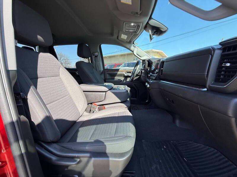 used 2023 GMC Sierra 1500 car, priced at $34,995