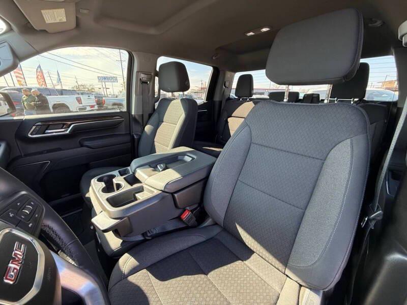 used 2023 GMC Sierra 1500 car, priced at $34,995