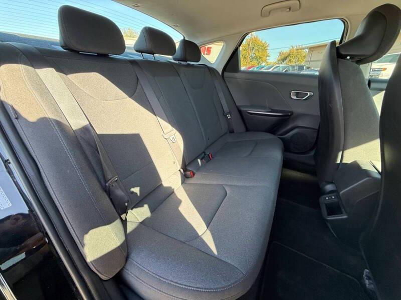 used 2025 Kia K4 car, priced at $19,995