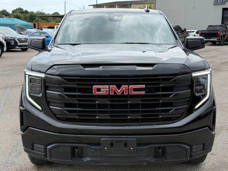 used 2023 GMC Sierra 1500 car, priced at $25,995