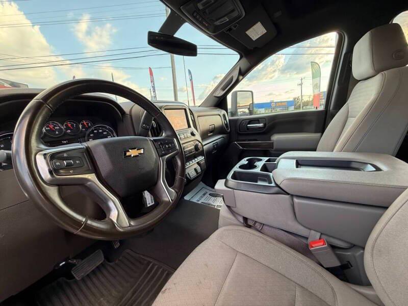 used 2023 Chevrolet Silverado 2500 car, priced at $37,995
