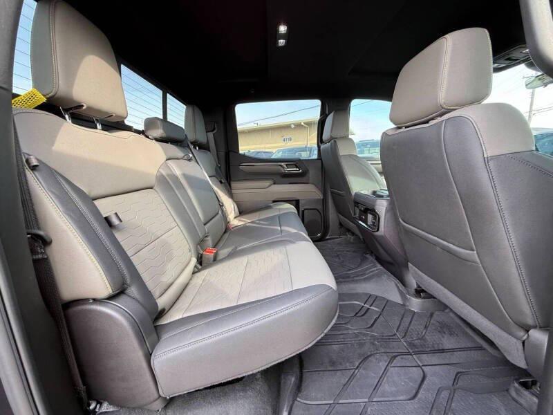 used 2024 Chevrolet Silverado 1500 car, priced at $39,995