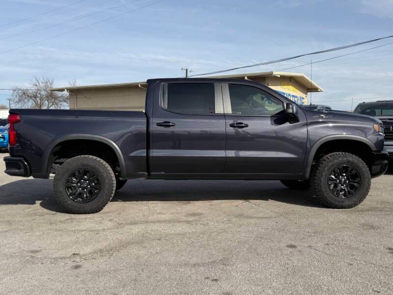 used 2024 Chevrolet Silverado 1500 car, priced at $39,995