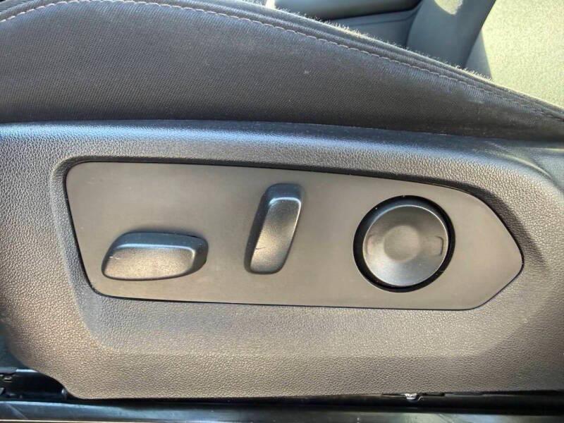 used 2023 Chevrolet Colorado car, priced at $24,995