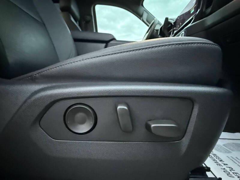 used 2025 GMC Sierra 1500 car, priced at $34,999