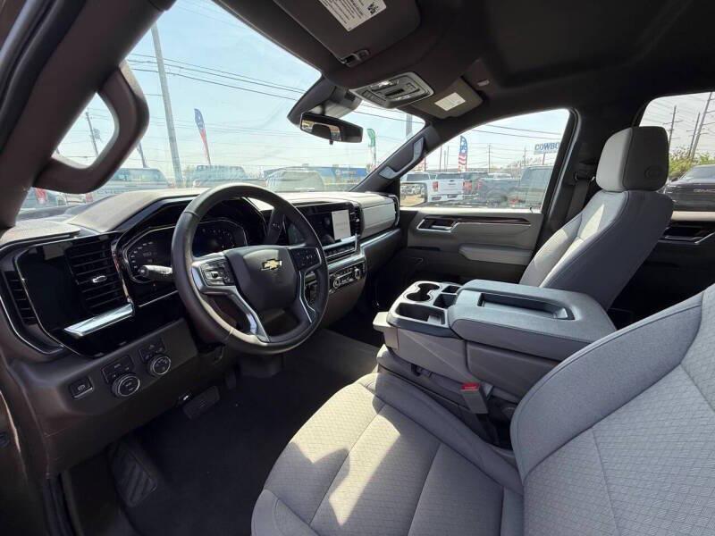 used 2023 Chevrolet Silverado 1500 car, priced at $25,995