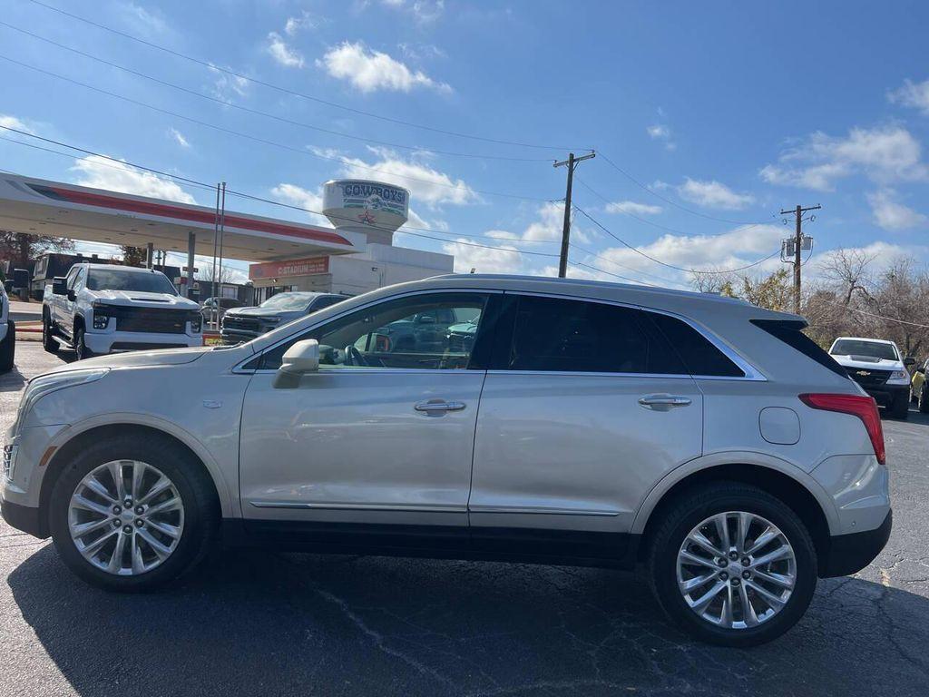 used 2017 Cadillac XT5 car, priced at $14,995