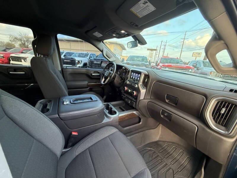 used 2021 GMC Sierra 1500 car, priced at $25,995