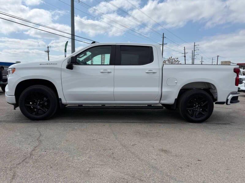 used 2025 Chevrolet Silverado 1500 car, priced at $32,995