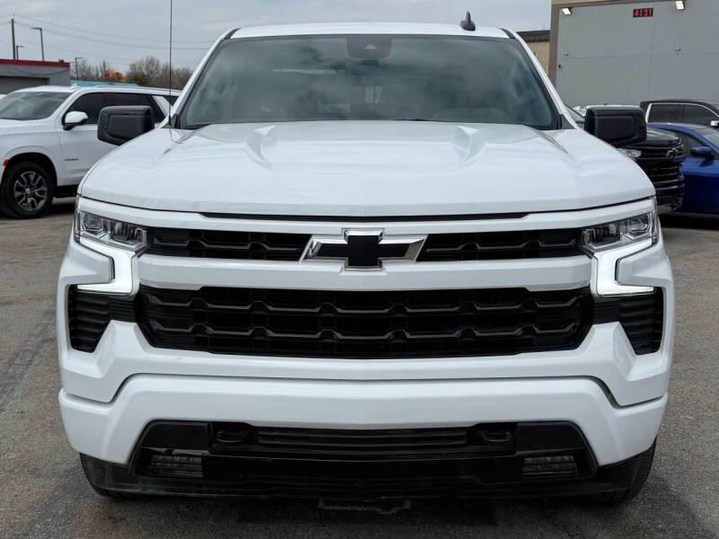 used 2025 Chevrolet Silverado 1500 car, priced at $32,995