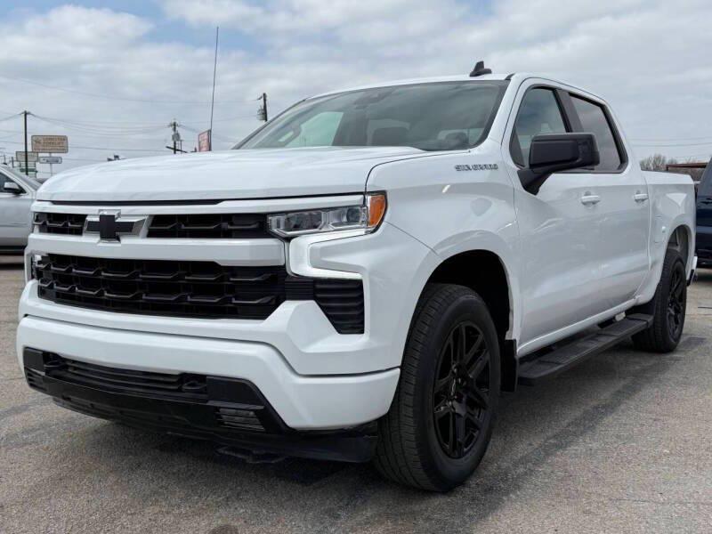 used 2025 Chevrolet Silverado 1500 car, priced at $32,995