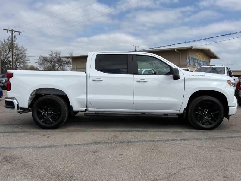 used 2025 Chevrolet Silverado 1500 car, priced at $32,995
