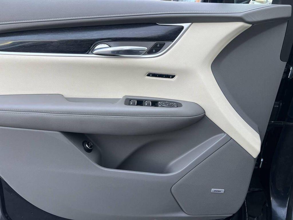 used 2022 Cadillac XT6 car, priced at $19,995