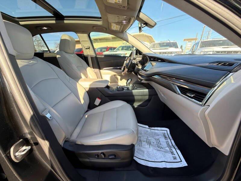 used 2019 Cadillac XT4 car, priced at $16,995