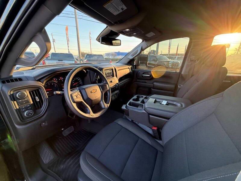 used 2025 Chevrolet Silverado 2500 car, priced at $39,995