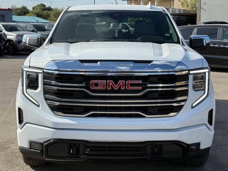 used 2026 GMC Sierra 1500 car, priced at $39,997