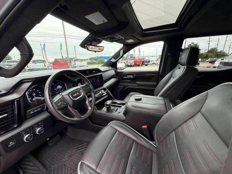 used 2023 GMC Sierra 1500 car, priced at $46,995