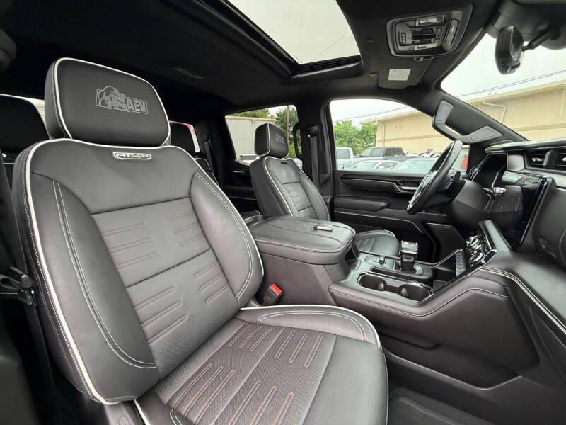 used 2023 GMC Sierra 1500 car, priced at $46,995