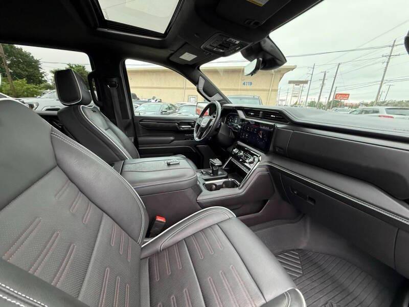 used 2023 GMC Sierra 1500 car, priced at $46,995