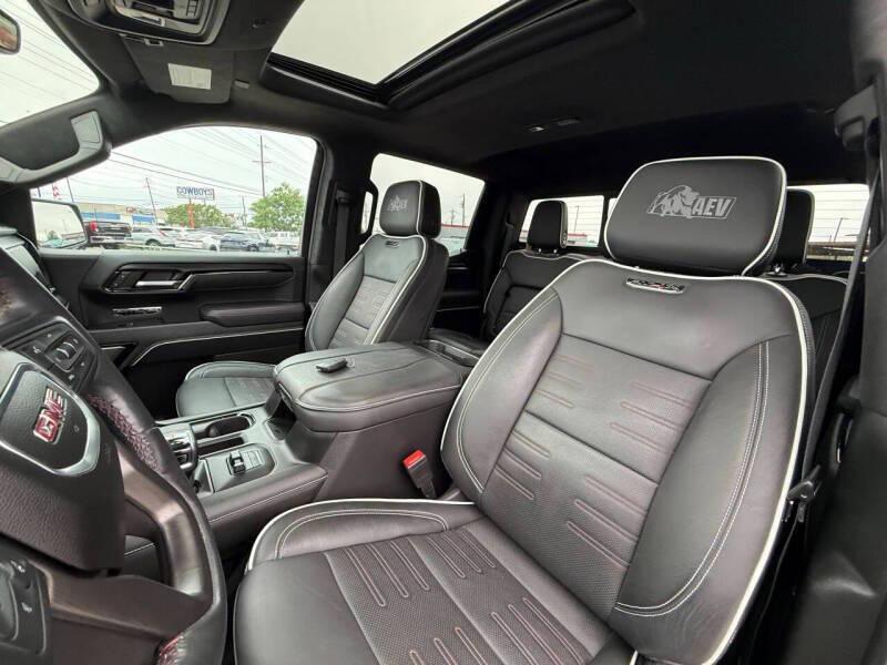 used 2023 GMC Sierra 1500 car, priced at $46,995