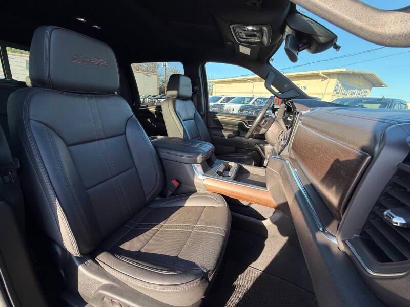 used 2024 Chevrolet Silverado 2500 car, priced at $32,995