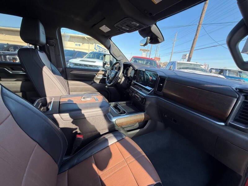 used 2024 Chevrolet Silverado 3500 car, priced at $44,995