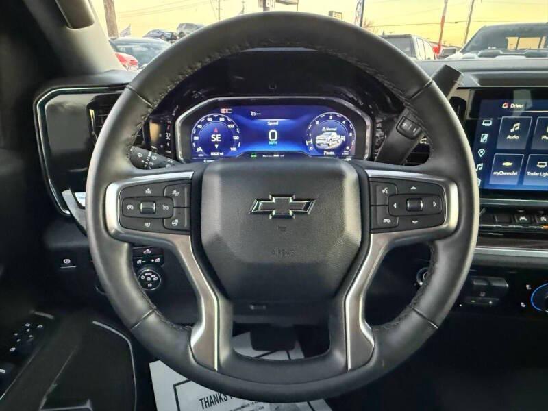 used 2024 Chevrolet Silverado 1500 car, priced at $29,995