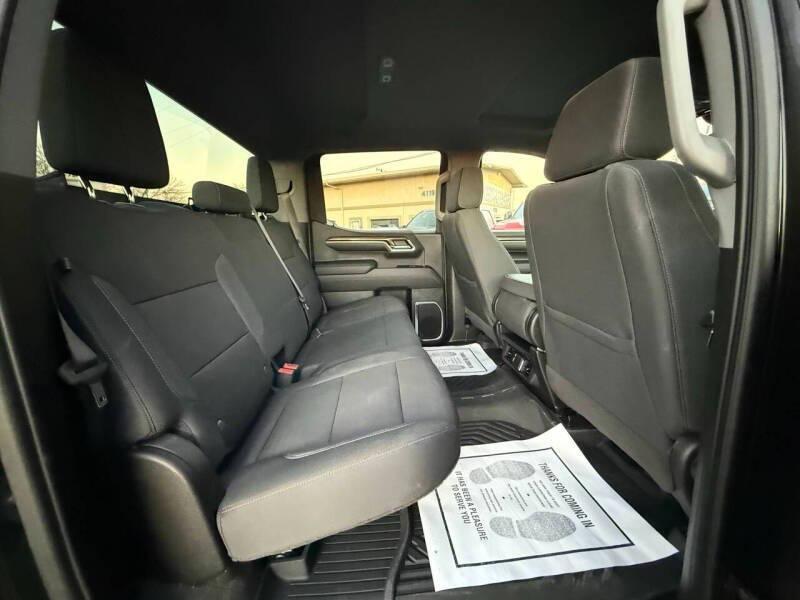 used 2024 Chevrolet Silverado 1500 car, priced at $29,995