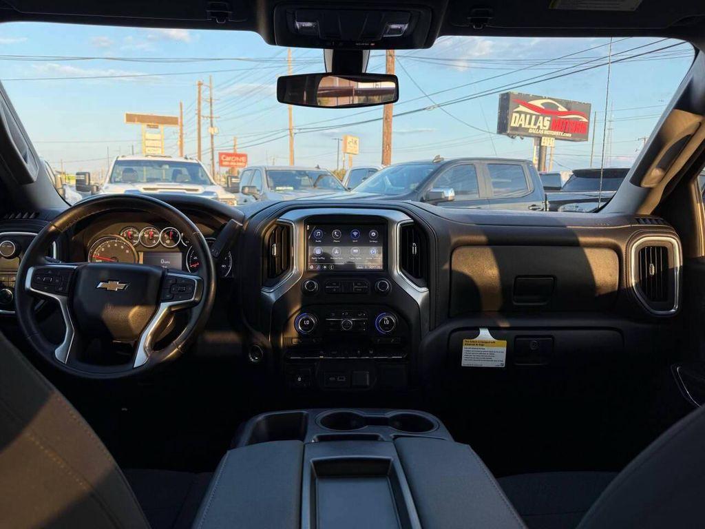 used 2022 Chevrolet Silverado 1500 car, priced at $32,995