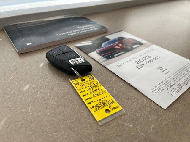used 2025 Buick Envision car, priced at $29,990