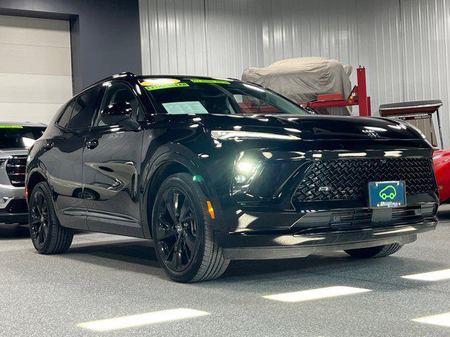 used 2025 Buick Envision car, priced at $29,990