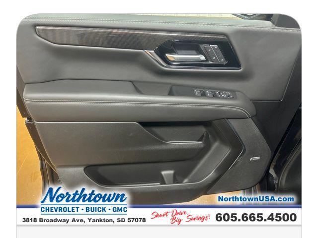 used 2025 GMC Yukon XL car, priced at $79,990