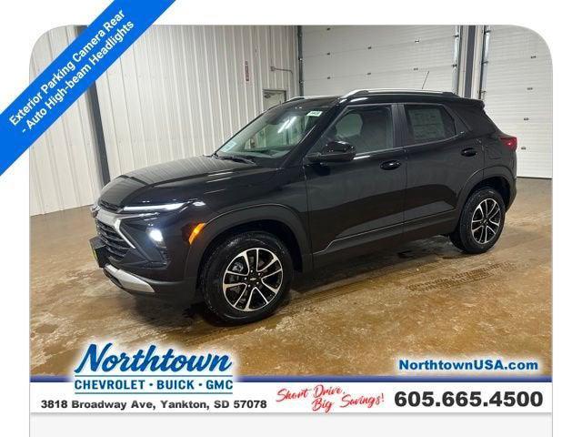 new 2026 Chevrolet TrailBlazer car, priced at $27,295